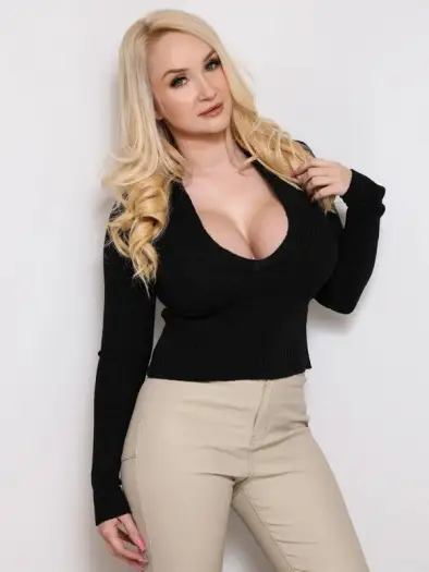 [18+] Hire A Housewife (2025) Brazzers Originals English Adult Video 720p HDRip